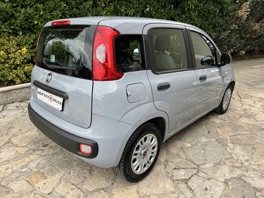 Fiat Panda 1,0 2022 GOD -Hybrid Reg do 06/2027!, fotografija 8