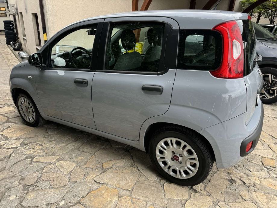 Fiat Panda 1,0 2022 GOD -Hybrid Reg do 06/2027!, fotografija 5