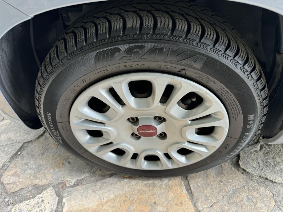 Fiat Panda 1,0 2022 GOD -Hybrid Reg do 06/2027!, fotografija 18
