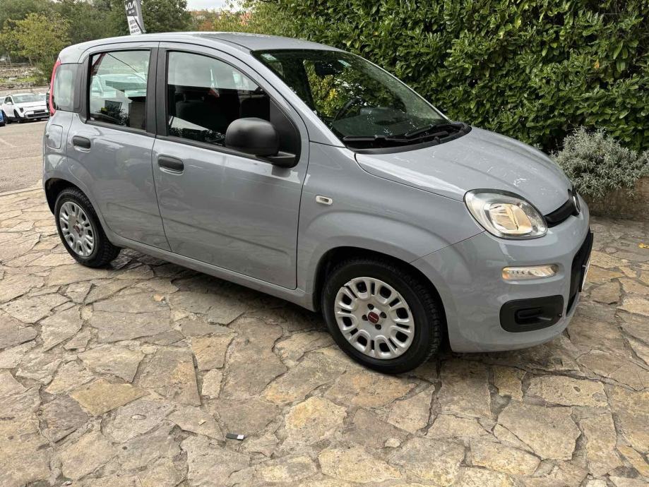 Fiat Panda 1,0 2022 GOD -Hybrid Reg do 06/2027!, fotografija 10