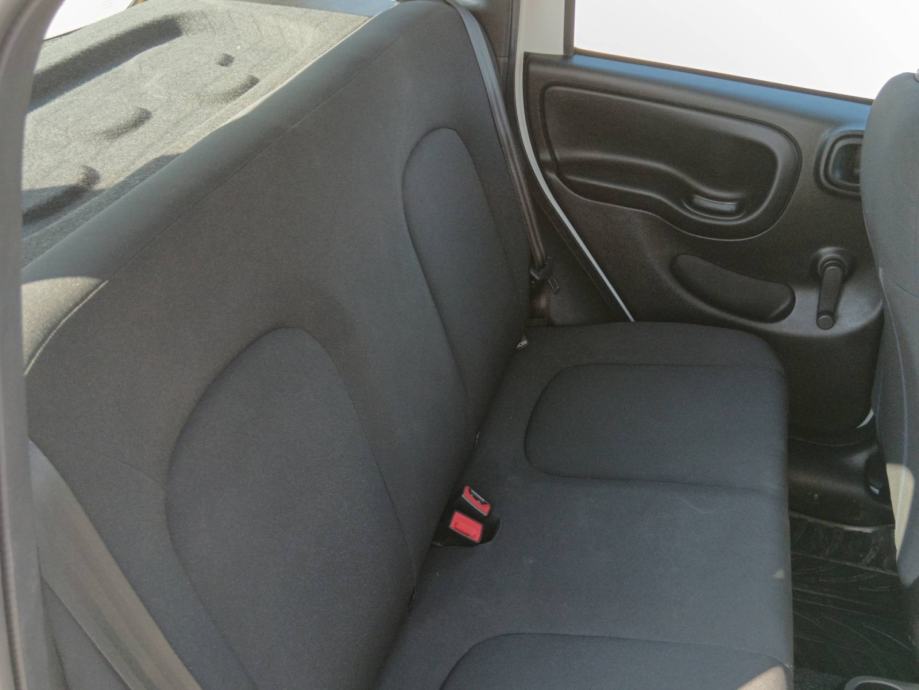 FIAT PANDA 1.0 GSE 71 KS *TVORNIČKO JAMSTVO*, fotografija 17