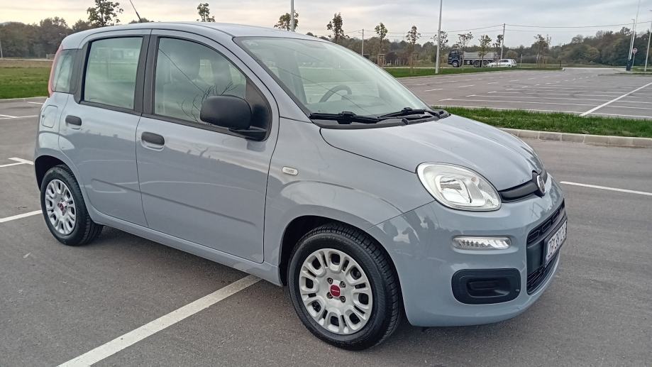 Fiat Panda 1.0 Hybrid HR VOZILO reg 06/27 JAMSTVO 12 MJ., fotografija 5
