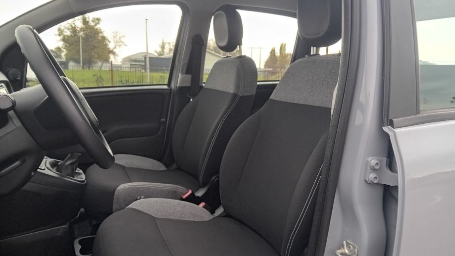 Fiat Panda 1.0 Hybrid HR VOZILO reg 06/27 JAMSTVO 12 MJ., fotografija 10