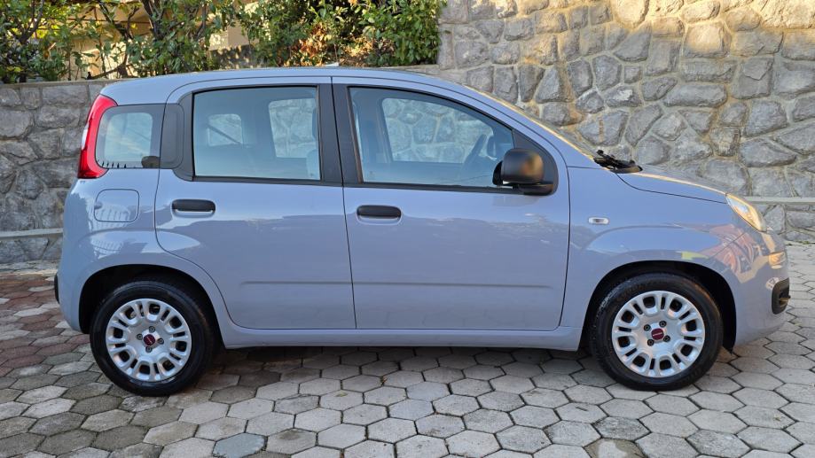 Fiat Panda 1,0 Hybrid *NIJE UVOZ*, fotografija 7