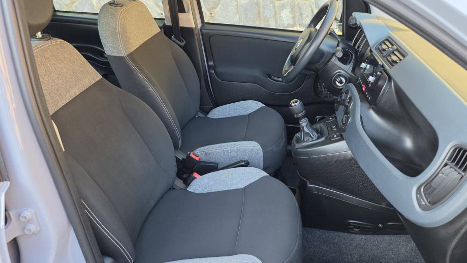 Fiat Panda 1,0 Hybrid *NIJE UVOZ*, fotografija 15
