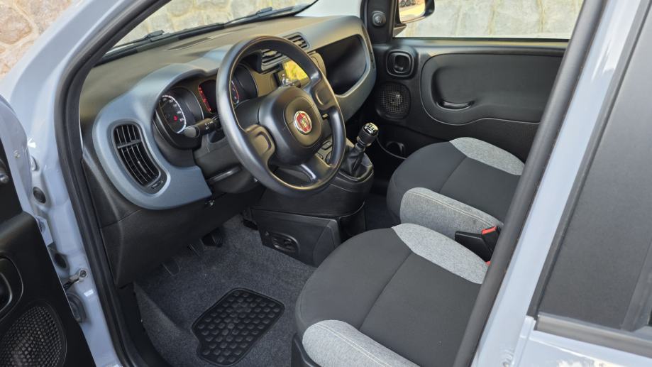Fiat Panda 1,0 Hybrid *NIJE UVOZ*, fotografija 13