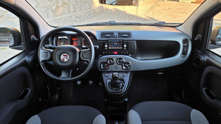 Fiat Panda 1,0 Hybrid *NIJE UVOZ*, fotografija 17
