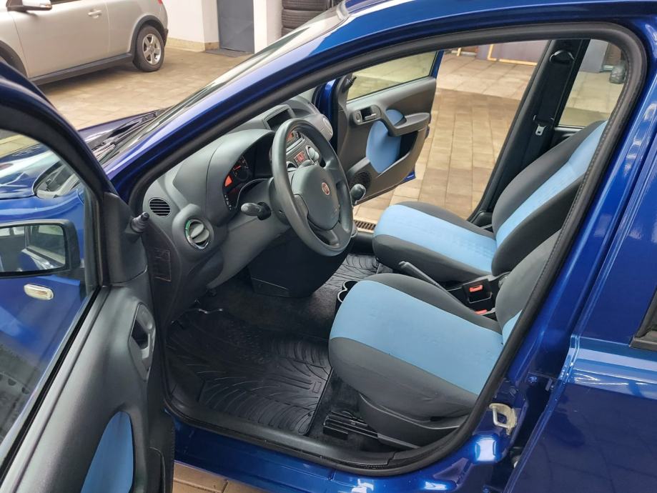 Fiat Panda 1,2 Magnifica. KLIMA, NOVI AUSPUH I ISPUSNI SUSTAV, fotografija 11