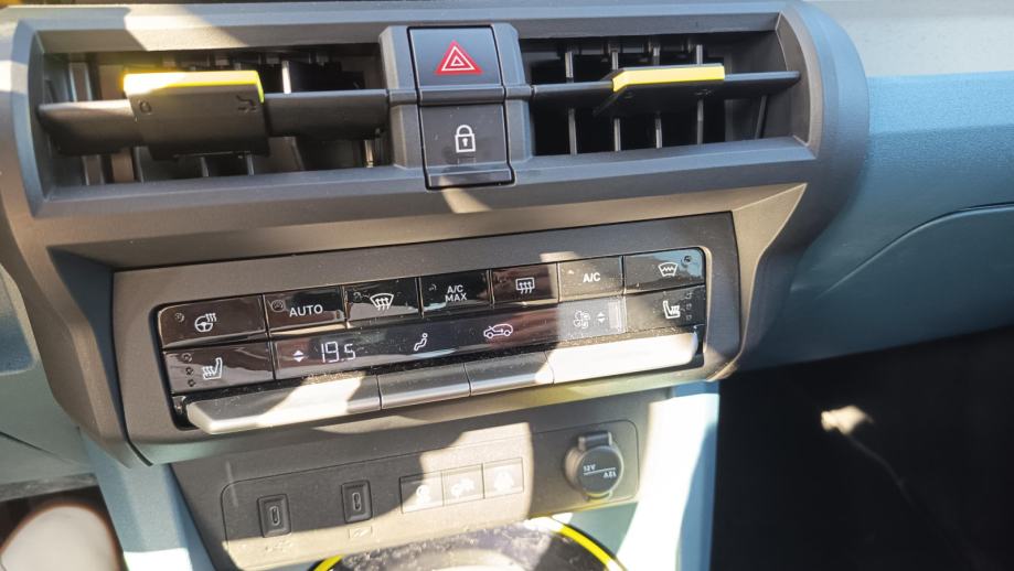 Fiat Panda 1.2 MT 100 - La Prima, fotografija 15