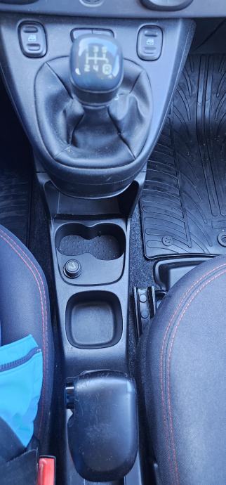 Fiat Panda 1,2, fotografija 10