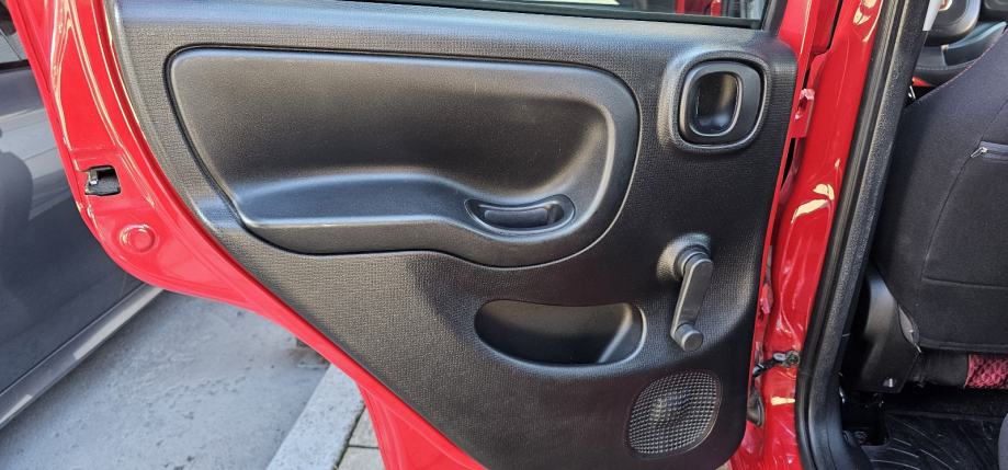 Fiat Panda 1,2, fotografija 16