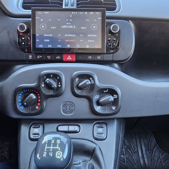 Fiat Panda 1,2, fotografija 12