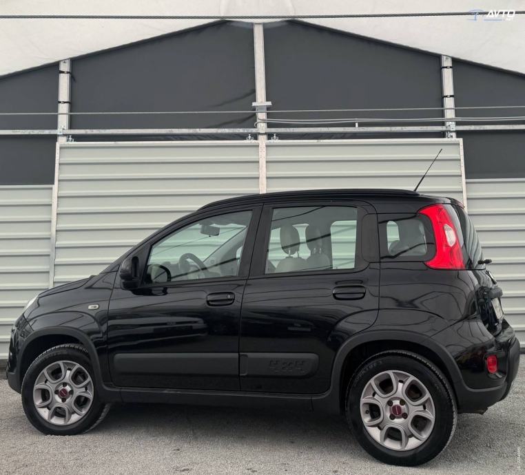 Fiat Panda 1.3 MULTIJET - 4X4 - SAMO 118.000 KM - ALU..., fotografija 6