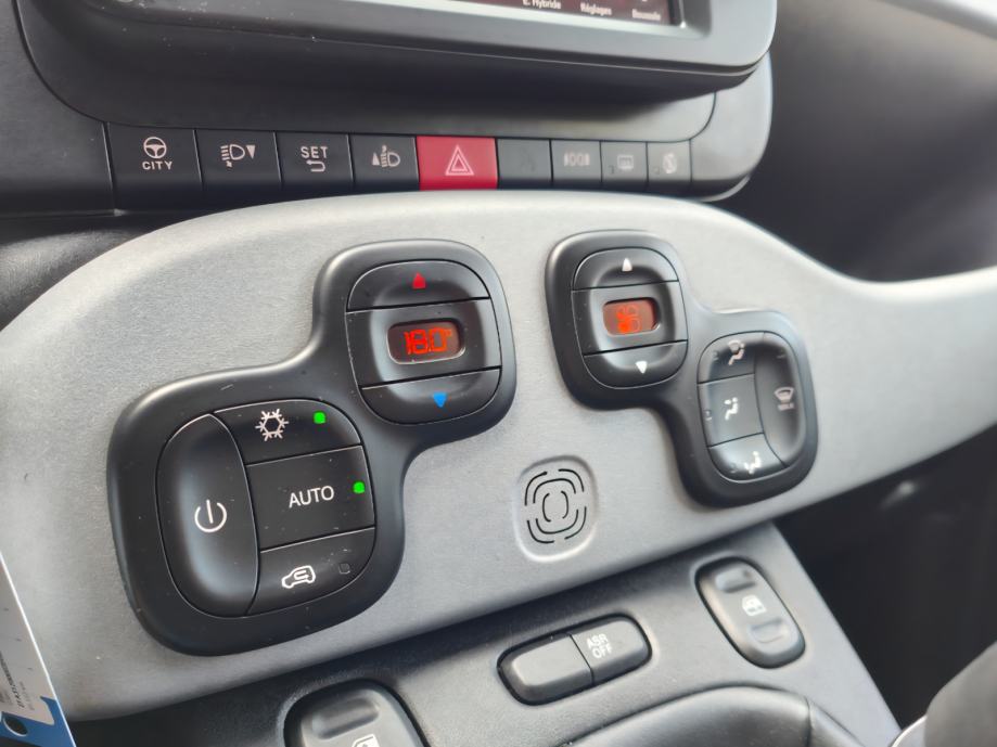 Fiat Panda Cross 1,0 mild hybrid, fotografija 10
