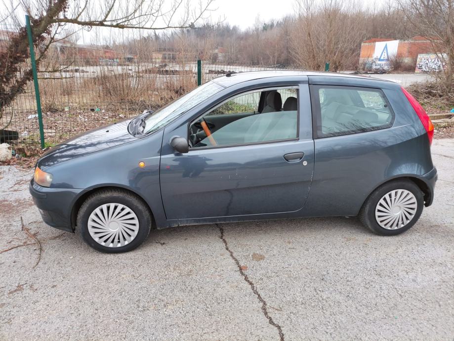 Fiat Punto 1.2, 2003. g., 44kW, klima, fotografija 4
