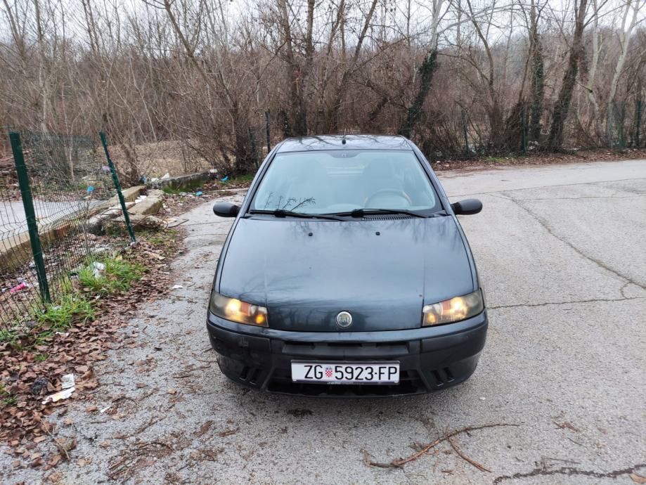 Fiat Punto 1.2, 2003. g., 44kW, klima, fotografija 9