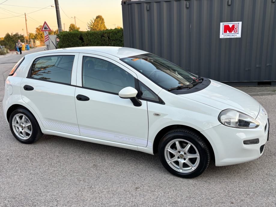 Fiat Punto 1,2 8V HR auto,Klima,Navi,CarPlay,Reg06/27g., fotografija 3
