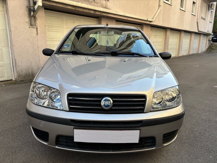 Fiat Punto 1.2 benzin, samo 97ooo kilometara, servo, klima, servisna, fotografija 7
