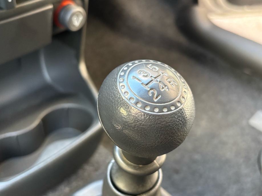 Fiat Punto 1.2 benzin, samo 97ooo kilometara, servo, klima, servisna, fotografija 16