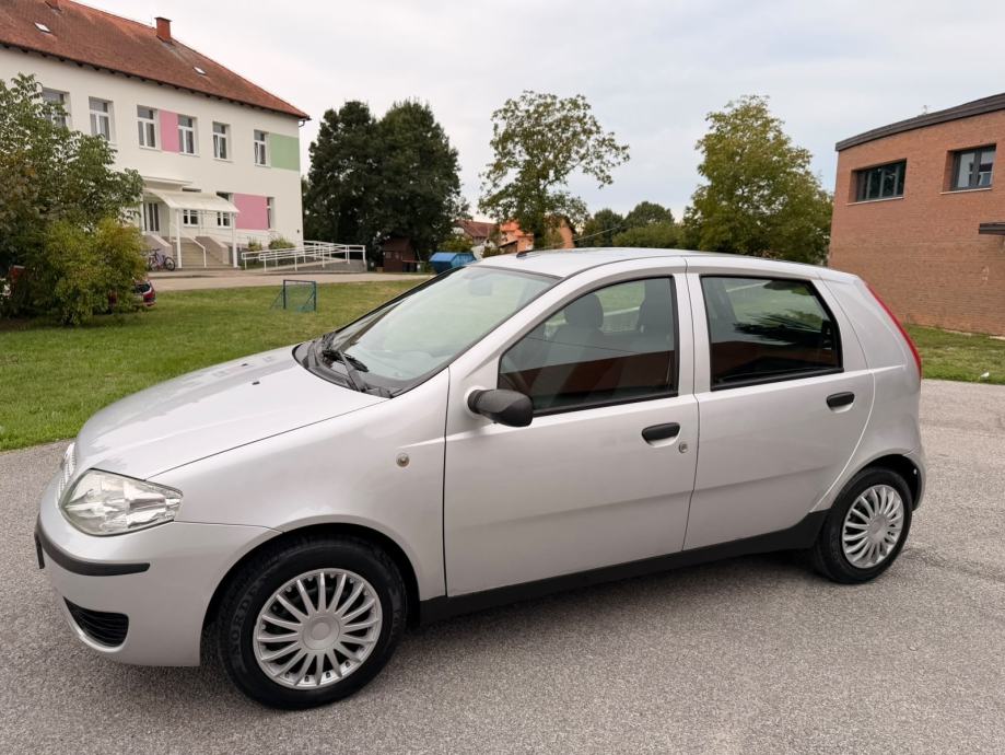 Fiat Punto 1,2 KLIMA AUTO DOBAR BEZ ULOGA, fotografija 5