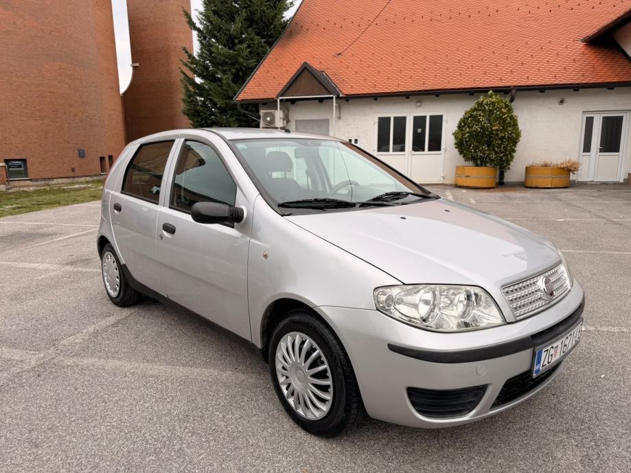 Fiat Punto 1,2 KLIMA AUTO DOBAR BEZ ULOGA, fotografija 9