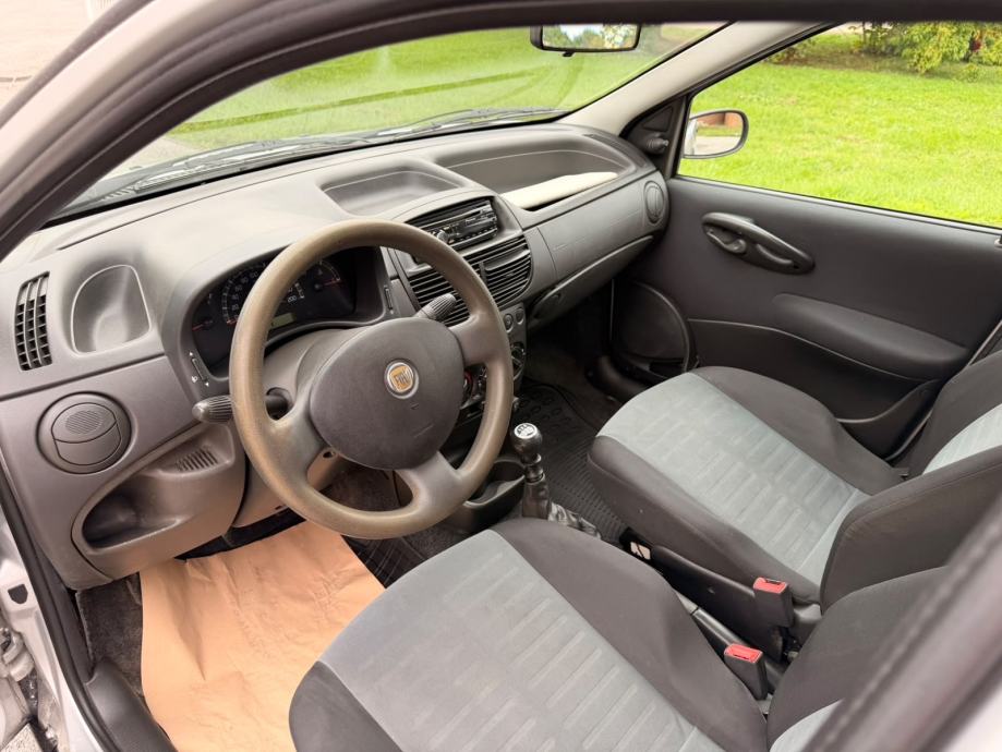 Fiat Punto 1,2 KLIMA AUTO DOBAR BEZ ULOGA, fotografija 11