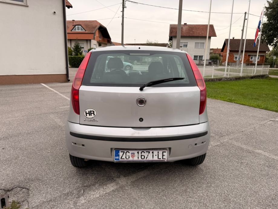 Fiat Punto 1,2 KLIMA AUTO DOBAR BEZ ULOGA, fotografija 13