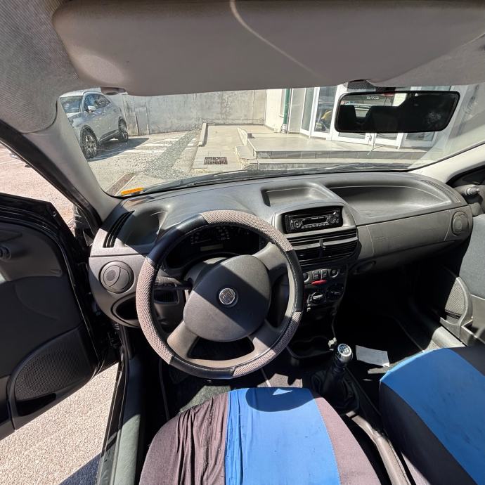 Fiat Punto 1,2, pogled izvana - slika 4
