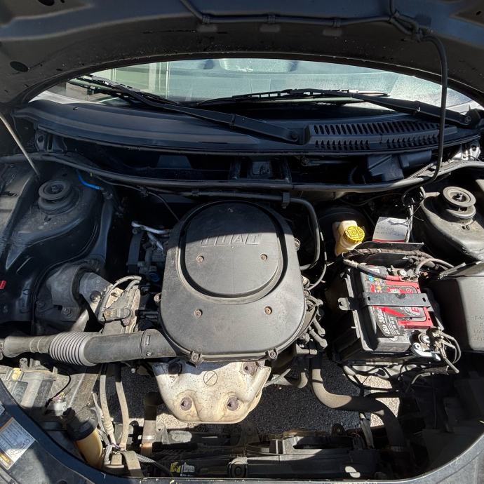 Fiat Punto 1,2, pogled izvana - slika 3
