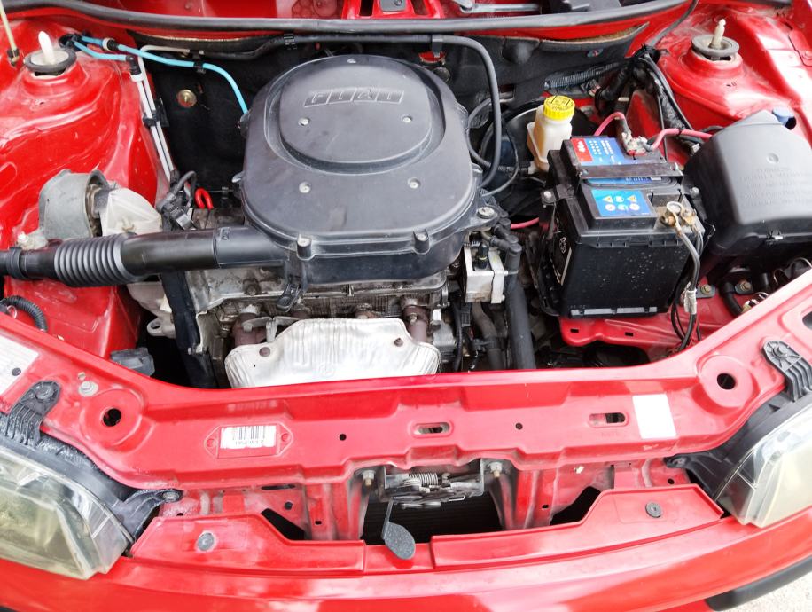 Fiat Punto 1,2. 8V SAMO 72 000 KILOMETARA, fotografija 7