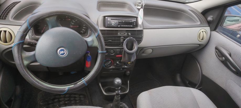 Fiat Punto 1,2, fotografija 4