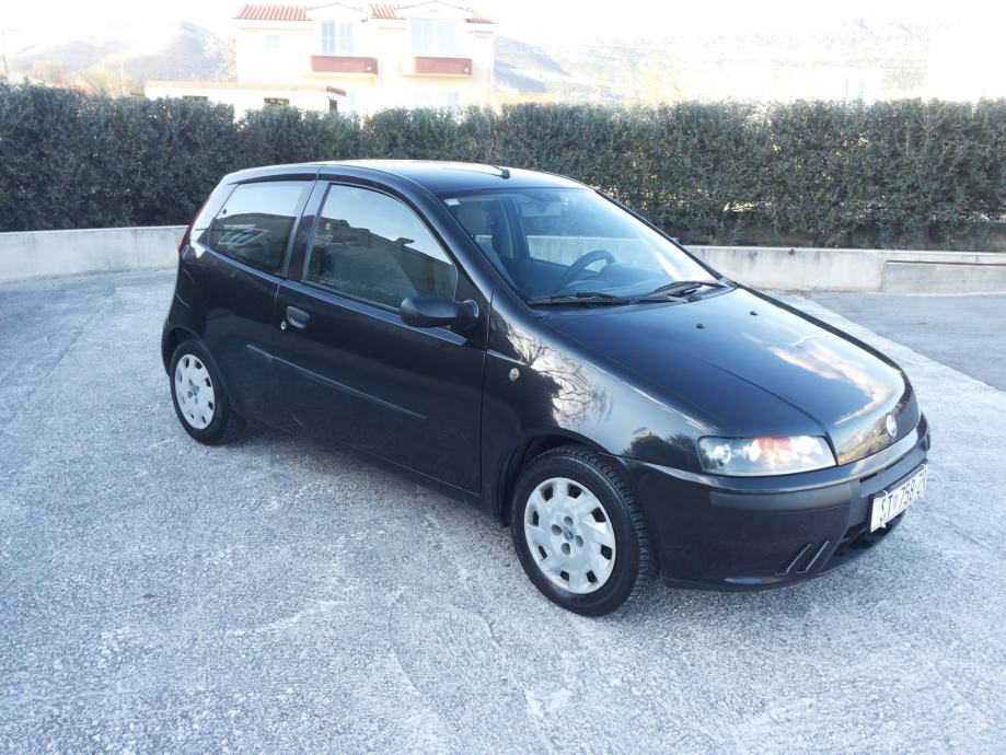 Fiat Punto 1,2  FULL OPREMA,reg. 01/2015