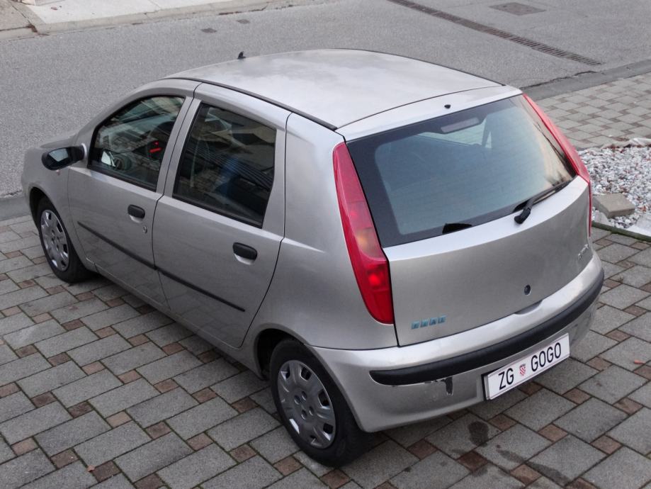 Fiat Punto 1,2S 2003. KLIMA 5 vrata VELIKI SERVIS, Reg.12.2020 KARTICE