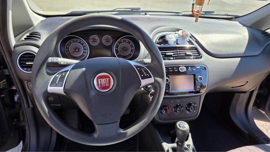 Fiat Punto 1.3 Mjet, fotografija 14