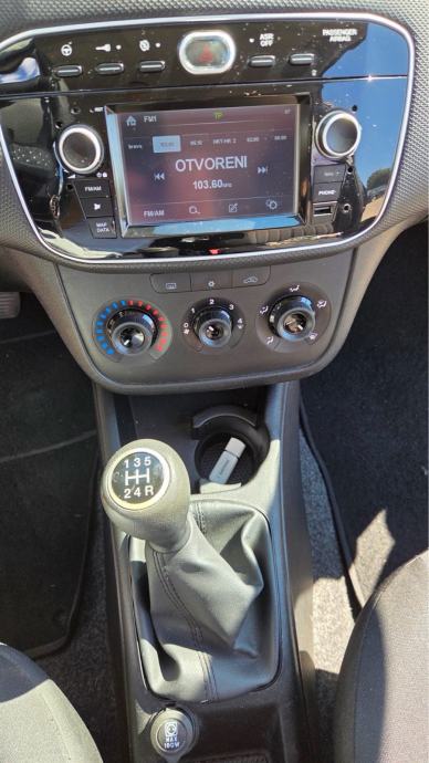 Fiat Punto 1.3 Mjet, fotografija 18