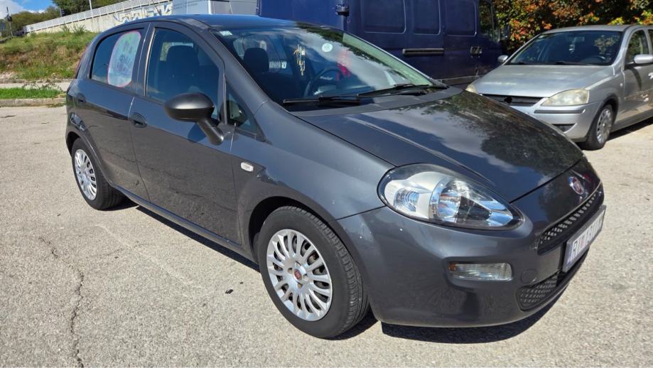 Fiat Punto 1.3 Mjet, fotografija 10