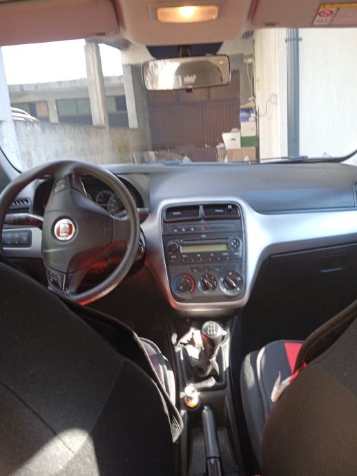 Fiat Punto 1,3 Multijet 16V, fotografija 2