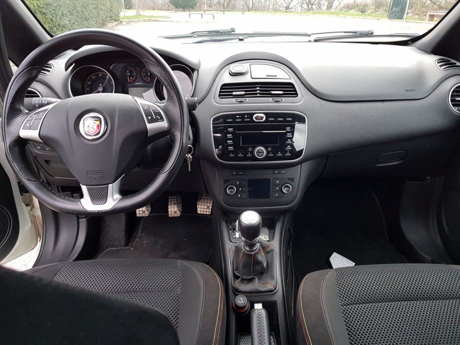 Tappetini Fiat Punto Evo Abarth 2009+ – Set Di Moquette Nero Antiscivolo (Somer Car)