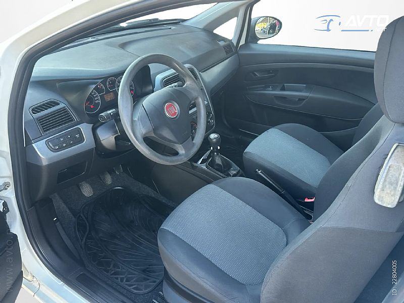 Fiat Punto Grande Young 1,2, fotografija 3