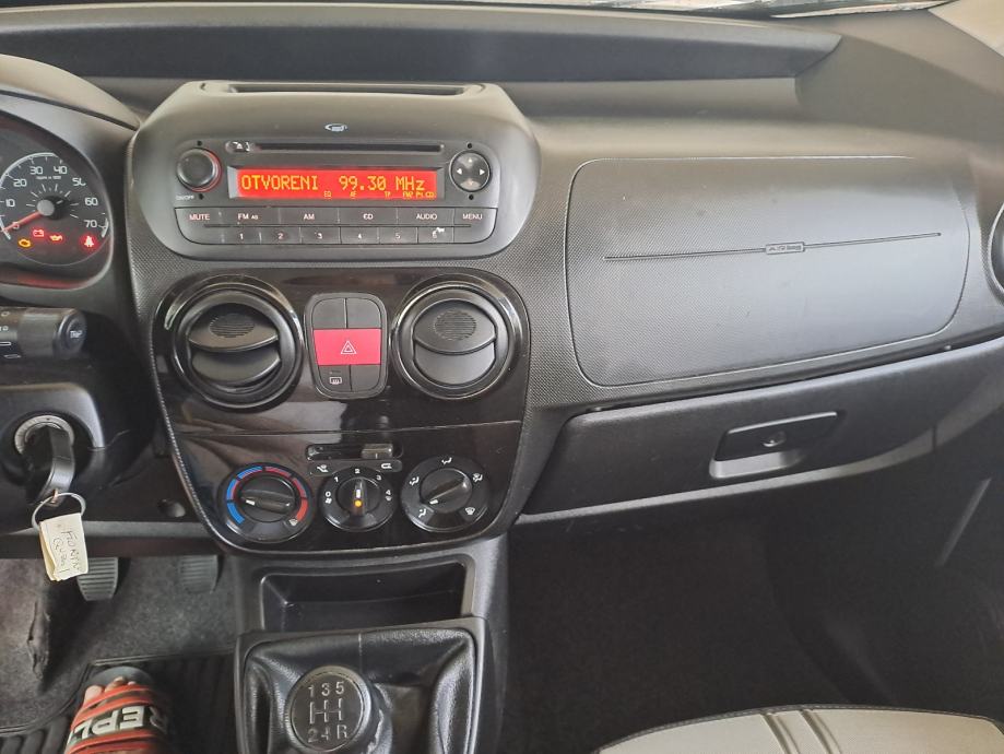 Fiat Qubo 1,3 Multijet 2014godina, fotografija 13