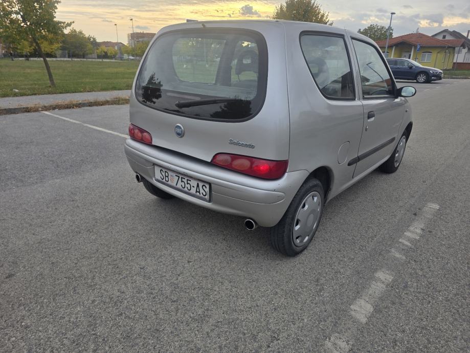 Fiat Seicento 1,1 BENZIN 2004 GODINA, pogled izvana - slika 3