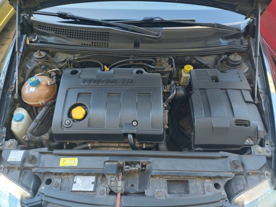 Fiat Stilo 1,9 JTD, fotografija 9
