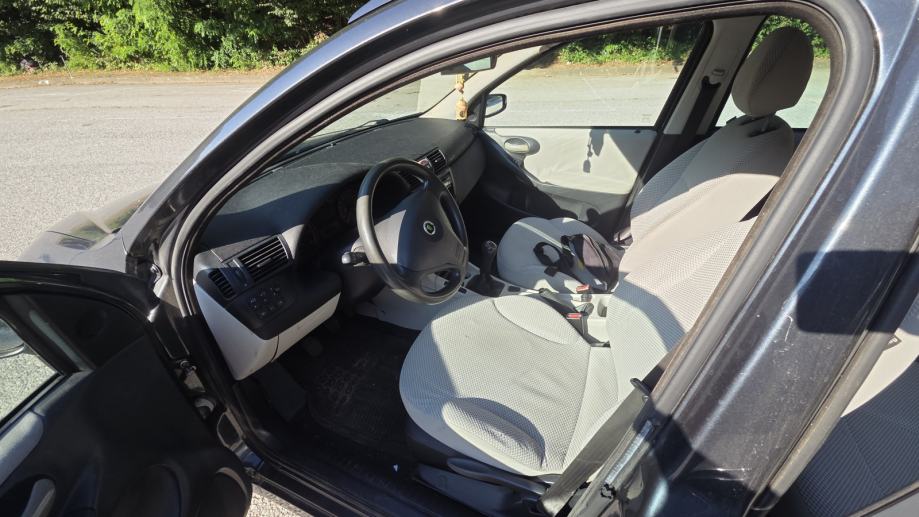 Fiat Stilo SW 1,9 JTD x 2, fotografija 7