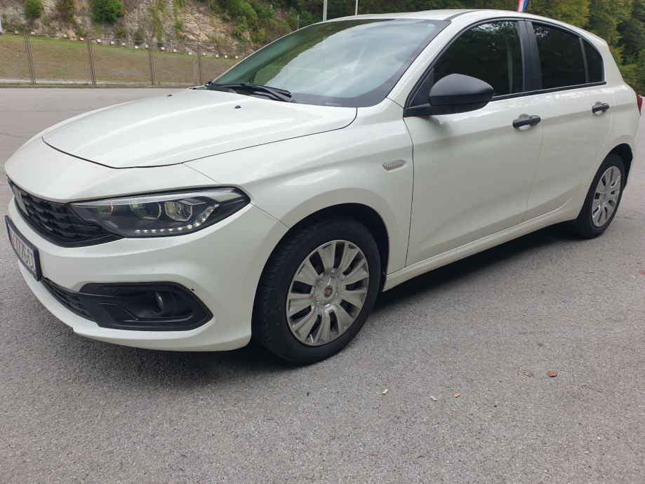 Fiat Tipo 1,6 Multijet,servisna,Hr.auto, fotografija 6