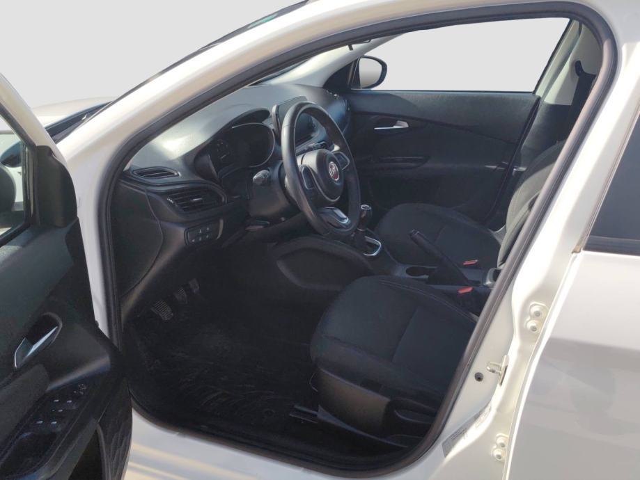 FIAT TIPO SW 1.0 GSE 100 KS *VOZILO S JAMSTVOM*, fotografija 11