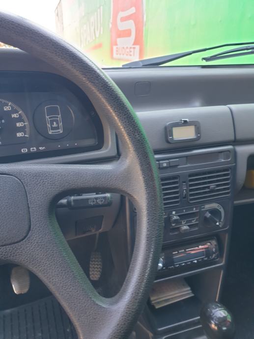 Fiat Uno 1,0 i.E, fotografija 7
