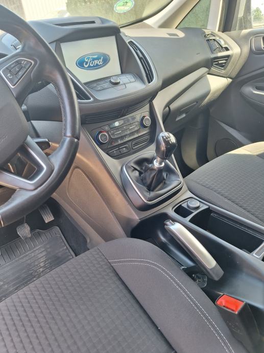 Ford C-Max 1,0 EcoBoost, fotografija 9