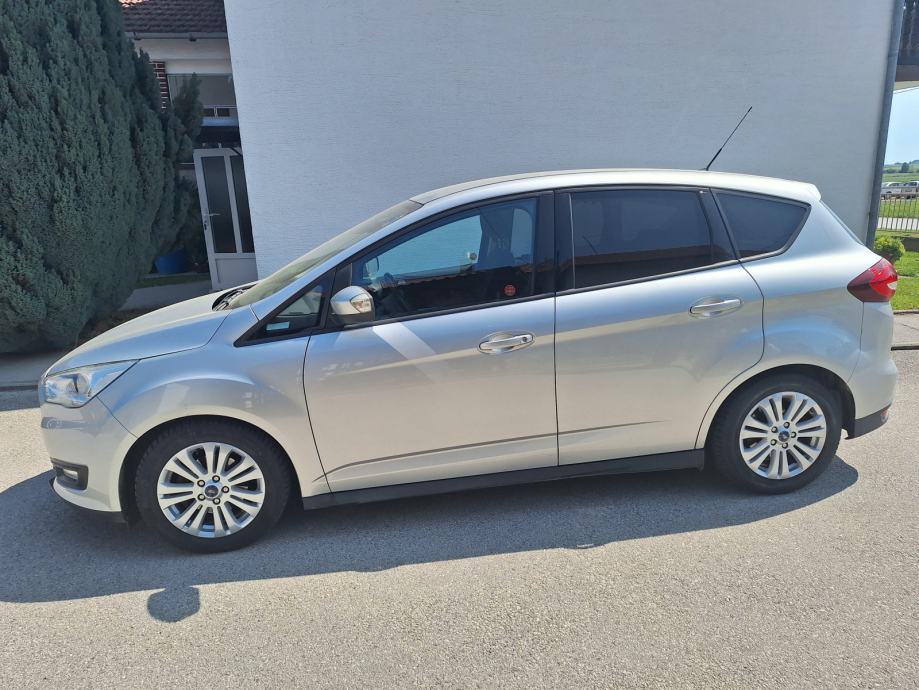 Ford C-Max 1,0 EcoBoost, fotografija 5