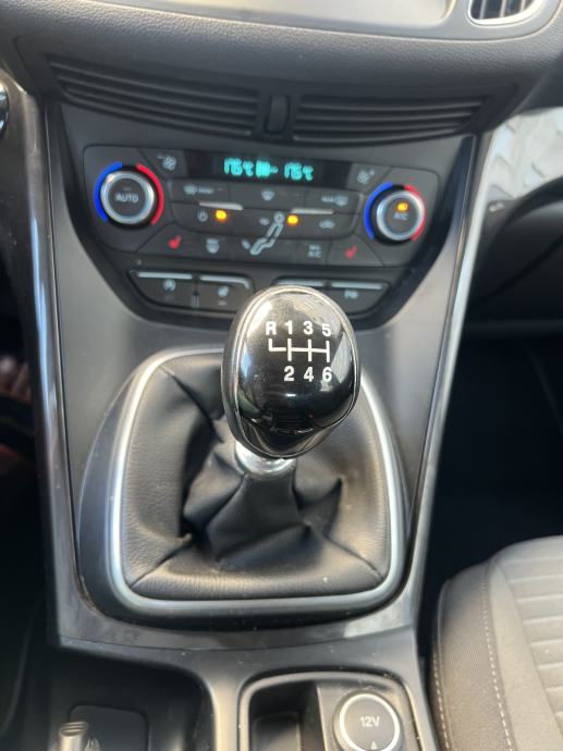 Ford C-Max 1,5 TDCi 77KW TIATNIUM 114000km SERVISNA 099/3445542, fotografija 12