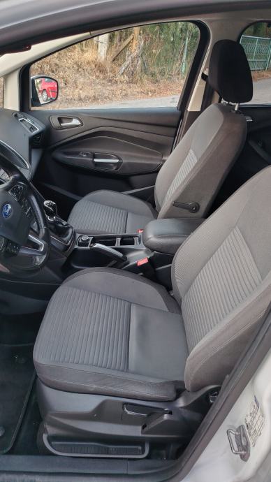 Ford C-Max 1,5 TDCi Titanium, fotografija 10